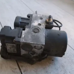 VOLVO V40 Abs kocka1.6i bontott alkatrész Akció