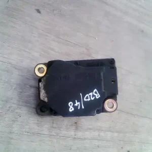 Csak ma VOLVO V70 2000.01.01- 2007.08.31 Fűtésszabályzó zsalu állító motor kombibontott alkatrész