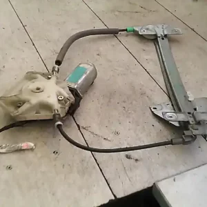 Kiárusítás VOLVO V40 Jobb hátsó ablakemelő szerkezet elektromos bontott alkatrész