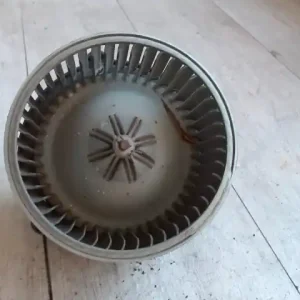 Népszerű VOLVO V40 Fűtőmotor klímás bontott alkatrész