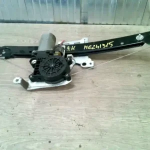 Legnépszerűbb VOLVO V70 2000.01.01- 2007.08.31 Jobb hátsó ablakemelő szerkezet elektromos bontott alkatrész