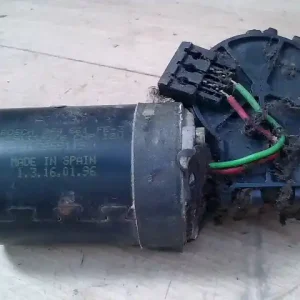 VW CADDY 96-04 Ablaktörlő motor első bontott alkatrész Outlet