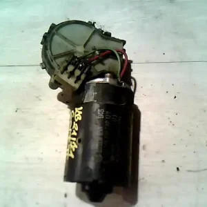 VW GOLF II. Ablaktörlő motor első bontott alkatrész Alacsony ár