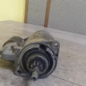 Árengedmény VW GOLF I. önindító. benzines 1.8 i bontott alkatrész