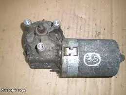 VW GOLF II. Ablaktörlő motor első bontott alkatrész Árcsökkenés