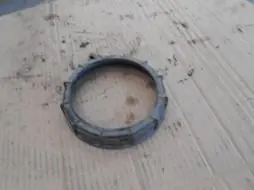 VW GOLF II. üzemanyag szivattyú befogató műanyag anya bontott alkatrész Azonnal elérhető