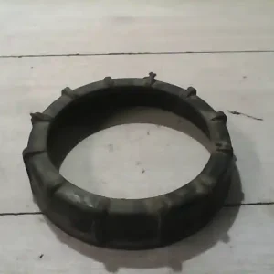 VW GOLF III. üzemanyag szivattyú befogató műanyag anya bontott alkatrész Nézd meg most