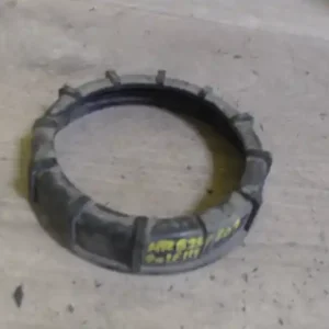 VW GOLF III. üzemanyag szivattyú befogató műanyag anya bontott alkatrész Azonnal elérhető