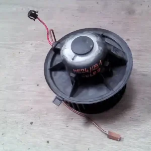 VW GOLF III. Fűtőmotor bontott alkatrész Azonnali szállítás