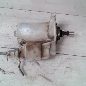 VW GOLF III. önindító. benzines bontott alkatrész Outlet