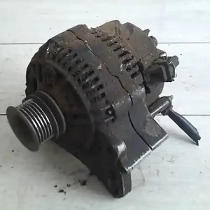 VW GOLF III. Generátor.benzines bontott alkatrész Biztonságos vásárlás