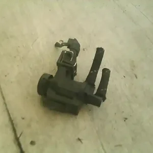 VW GOLF III. 94- Vákuum szelep 1.9d bontott alkatrész Utolsó esély