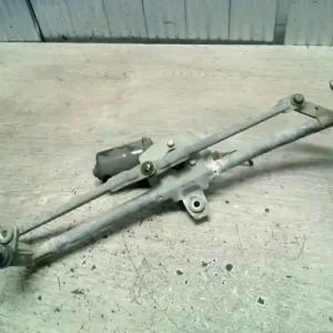 VW GOLF IV. Ablaktörlő mechanika motorral első 5 ajtós, ferdehátú bontott alkatrész Biztonságos fizetés