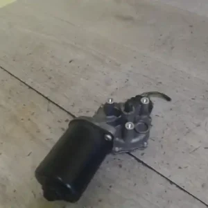 VW GOLF IV. Ablaktörlő motor első 4 vezetékes bontott alkatrész Ingyenes szállítás