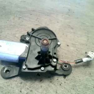 Kihagyhatatlan ajánlat VW GOLF IV. Ablaktörlő motor hátsó 5 ajtós, ferdehátú bontott alkatrész