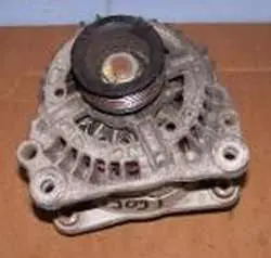 VW GOLF IV. Generátor.benzines bontott alkatrész Ne maradj le