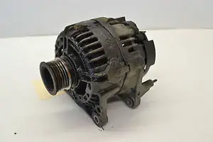 Végkiárusítás VW GOLF IV. Generátor.benzines bontott alkatrész