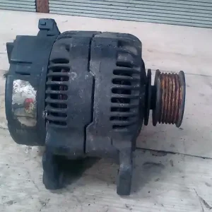 VW GOLF IV. Generátor.benzines 1.8i bontott alkatrész Kedvezmény