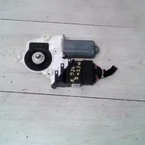 Expressz szállítás VW GOLF IV. Bal hátsó ablakemelő motor bontott alkatrész