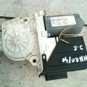 VW GOLF IV. Jobb első ablakemelő motor bontott alkatrész Olcsó