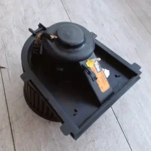 Alacsony ár VW GOLF IV. Fűtőmotor bontott alkatrész