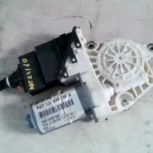 Biztonságos fizetés VW GOLF IV. Jobb hátsó ablakemelő motor bontott alkatrész