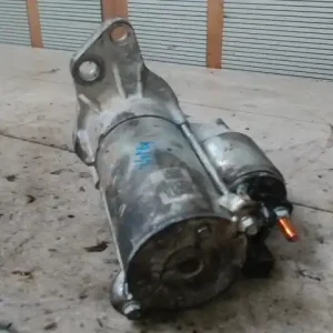 Biztonságos fizetés VW GOLF IV. önindító. benzines 1.4b bontott alkatrész