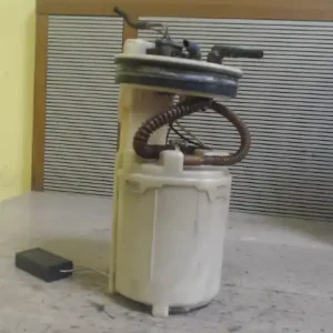 VW GOLF IV. üzemanyag szivattyú 1.4 i bontott alkatrész Különleges ajánlat