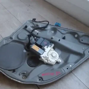 VW GOLF IV. Jobb hátsó ablakemelő szerkezet elektromos kombi bontott alkatrész Outlet