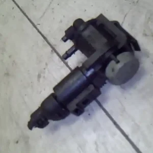 Vedd meg online VW GOLF IV. Vákuum szelep bontott alkatrész