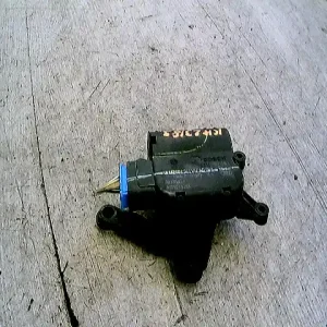 VW JETTA V 05-10 Fűtésszabályzó zsalu állító motor bontott alkatrész Utolsó esély