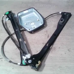 VW JETTA V 05-10 Jobb első ablakemelő szerkezet elektromos bontott alkatrész Expressz kézbesítés