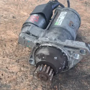 VW Golf VI 2008.10.01-2012.09.30 önindító, dízel 1.6tdi bontott alkatrész Újdonság