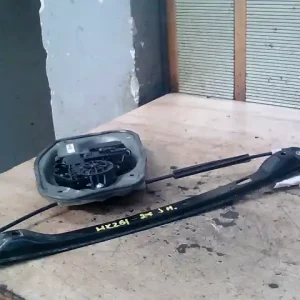 VW Golf Plus 2005.01.-2009.02 Jobb hátsó ablakemelő szerkezet elektromos bontott alkatrész Exkluzív ajánlat