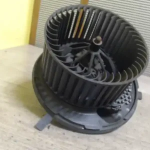 VW Golf V. 2003.10 - 2008.09 Fűtőmotor 1.6 i bontott alkatrész Azonnali szállítás