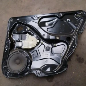 Árengedmény VW Passat (B6) 2005.03.01-2010.10.31 Jobb hátsó ablakemelő szerkezet elektromos kombi bontott alkatrész