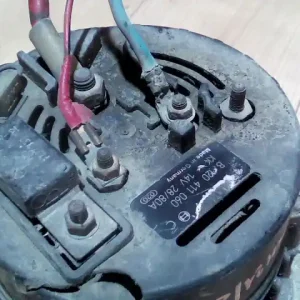 VW PASSAT -88 Generátor 1.6d bontott alkatrész Ne maradj le