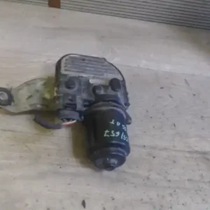 Biztonságos fizetés VW Passat (B6) 2005.03.01-2010.10.31 Ablaktörlő motor első bontott alkatrész