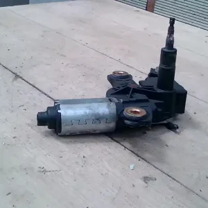 VW Passat (B6) 2005.03.01-2010.10.31 Ablaktörlő motor hátsó kombi bontott alkatrész Legnépszerűbb