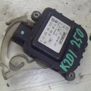 VW PASSAT 96.10-00.10 B5 Fűtésszabályzó zsalu állító motor bontott alkatrész Olcsóbb