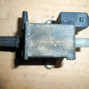 Kihagyhatatlan ajánlat VW PASSAT 96.10-00.10 B5 Vákuum szelep bontott alkatrész