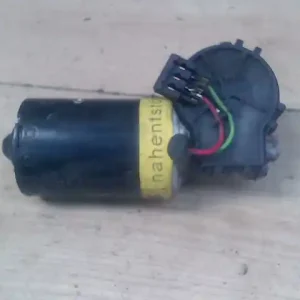 VW POLO CLASSIC -99 Ablaktörlő motor első bontott alkatrész Népszerű