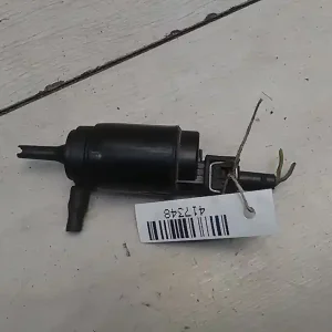 VW POLO CLASSIC 95.07-99.10 Ablakmosó motor első bontott alkatrész Azonnali szállítás