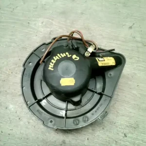 Vedd meg most VW PASSAT 93-96 Fűtőmotor bontott alkatrész