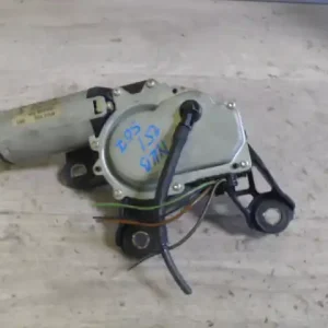 Kiárusítás VW PASSAT 96.10-00.10 B5 Ablaktörlő motor hátsó 5 ajtós bontott alkatrész