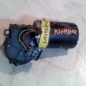 VW POLO CLASSIC 99.10-01.09 Ablaktörlő motor első bontott alkatrész Ajánlat