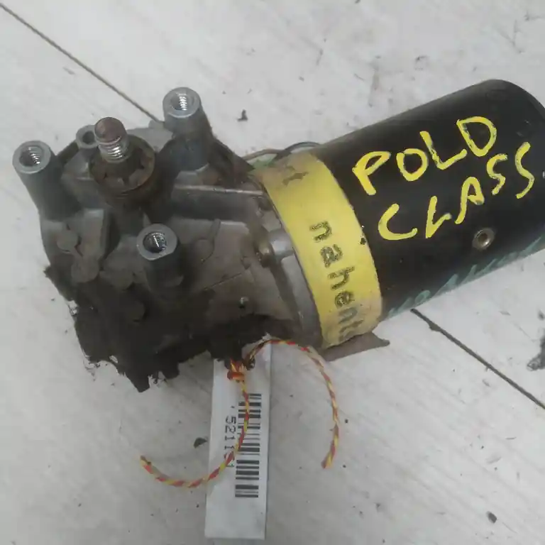 VW POLO CLASSIC 99.10-01.09 Ablaktörlő motor első bontott alkatrész Exkluzív ajánlat