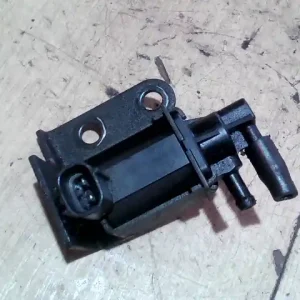 Gyors kiszállítás VW POLO CLASSIC 99.10-01.09 Vákuum szelep 1.4i bontott alkatrész