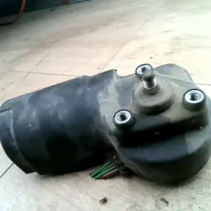 Vedd meg online VW POLO III. 94-99 Ablaktörlő motor első 5 ajtós bontott alkatrész