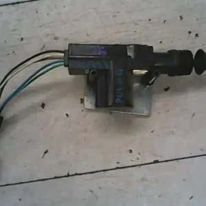 VW POLO IV. 99-02 Jobb első központi zár motor bontott alkatrész Expressz szállítás